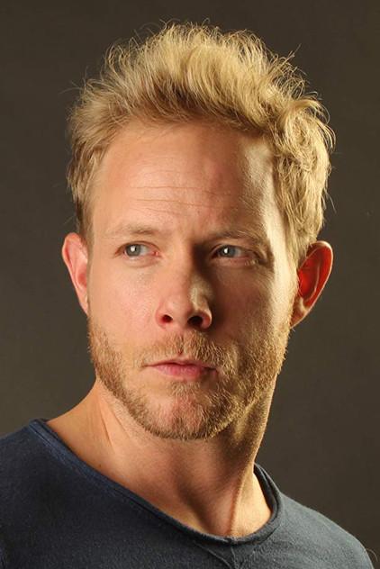 Robert Crooks - Actor Profile Photo