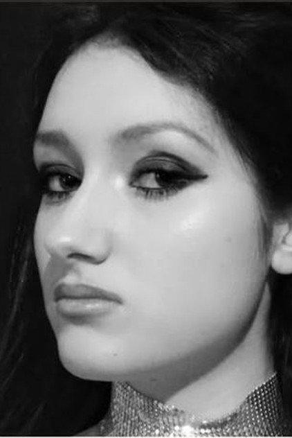 Olivia Hurton - Actor Profile Photo