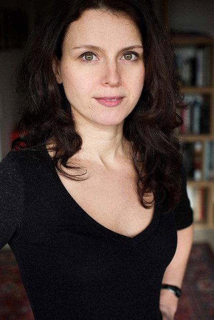Elena Hahn - Actor Profile Photo