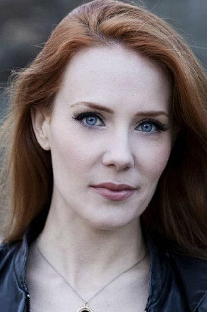 Simone Simons - Actor Profile Photo