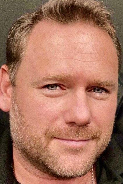Russell Stuart - Actor Profile Photo