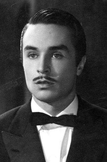 Carlos Agostí - Actor Profile Photo