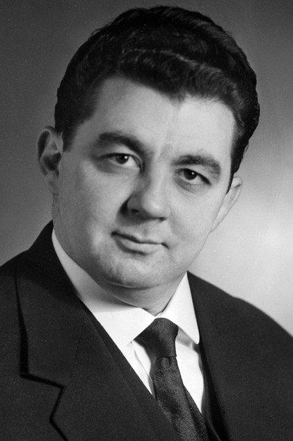 Albert Lance - Actor Profile Photo