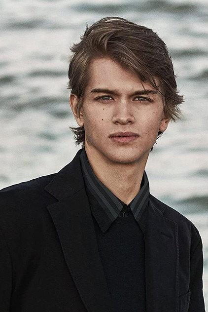 Cameron Geddes - Actor Profile Photo