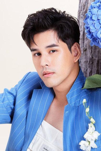 Akrabhaj Bunnag - Actor Profile Photo