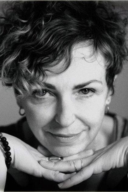 Kate Twa - Actor Profile Photo