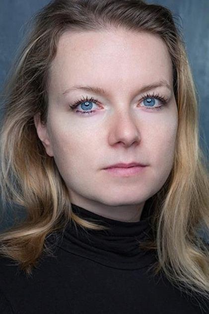 Julia Papp - Actor Profile Photo