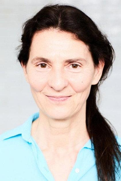 Helena Pikon - Actor Profile Photo