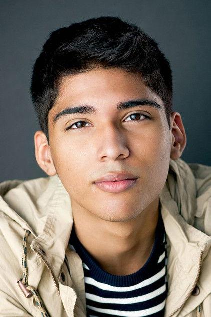 Michael Garza - Actor Profile Photo