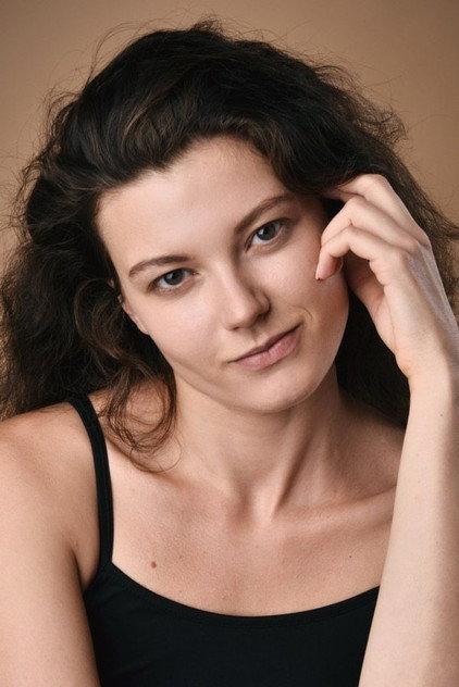 Alina Zievakova - Actor Profile Photo