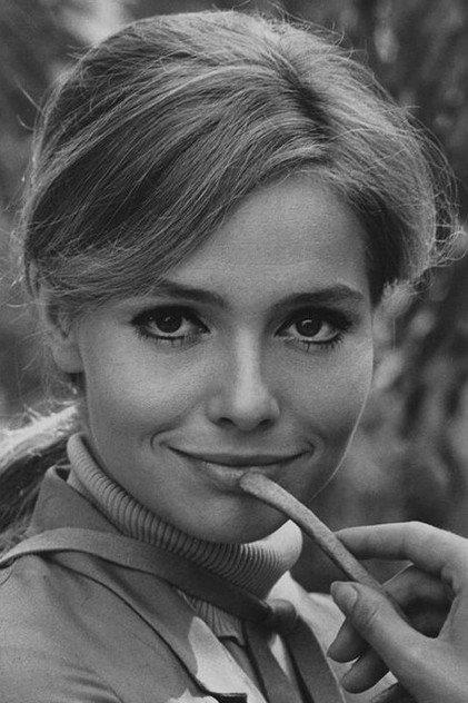 Eva Renzi - Actor Profile Photo