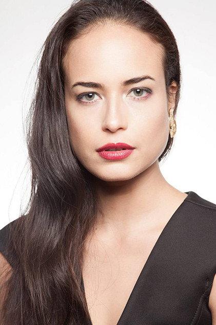 Frida Astrid - Actor Profile Photo