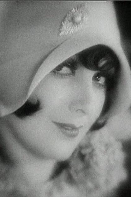 Else Heller - Actor Profile Photo