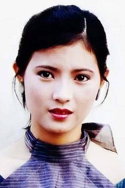 Yammie Lam Kit-Ying - Actor Profile Photo
