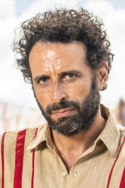 César Ferrario - Actor Profile Photo