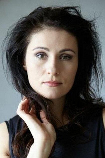 Monika Radziwon - Actor Profile Photo
