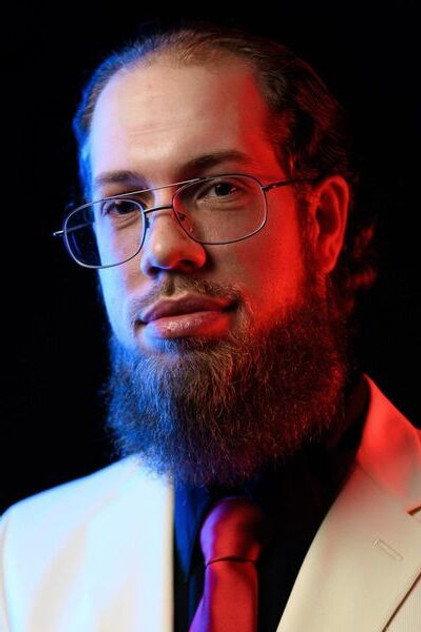 Emil Hibian - Actor Profile Photo