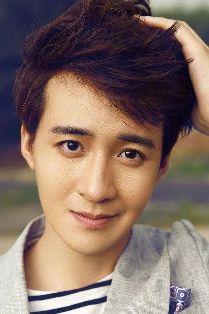 Sheng Shao - Actor Profile Photo