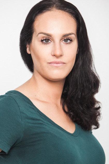 Stacey Arwen Raab - Actor Profile Photo
