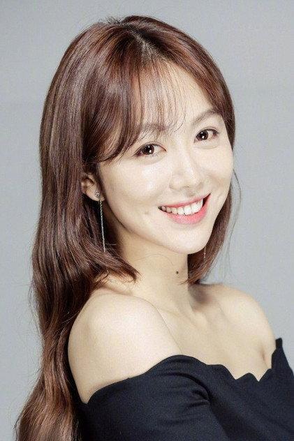 Jiang Yan - Actor Profile Photo