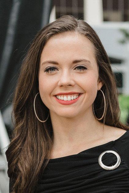 Sierra Hull - Actor Profile Photo