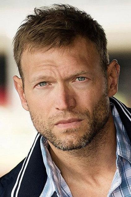 Jorres Risse - Actor Profile Photo