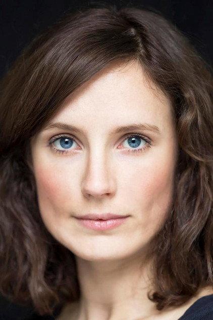 Ella Becroft - Actor Profile Photo
