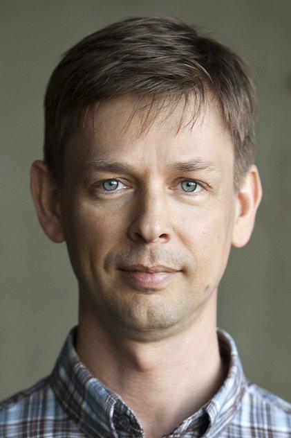 Haig Sutherland - Actor Profile Photo