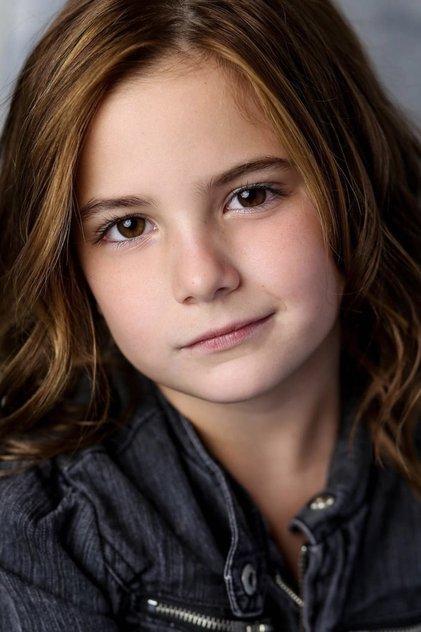 Lexi Rabe - Actor Profile Photo