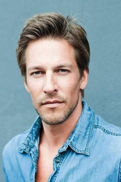 Hendrik Borgmann - Actor Profile Photo