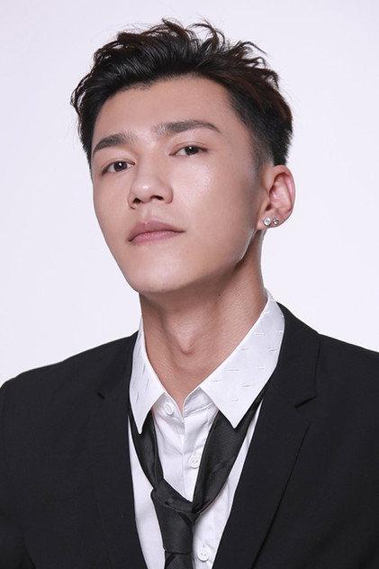 Li Cenyi - Actor Profile Photo