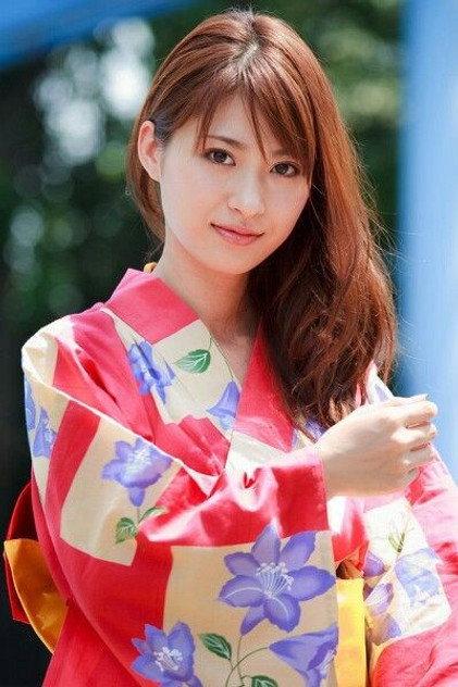Saki Yamaguchi - Actor Profile Photo