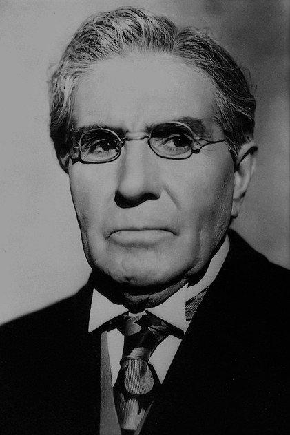 Arturo Soto Rangel - Actor Profile Photo