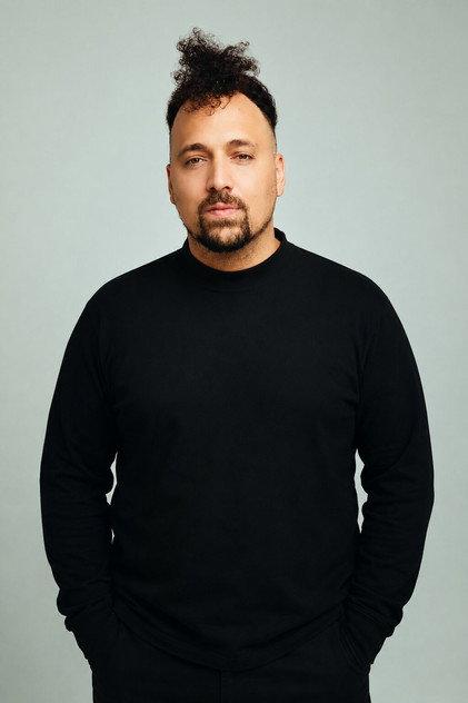 Gaël Comtois - Actor Profile Photo