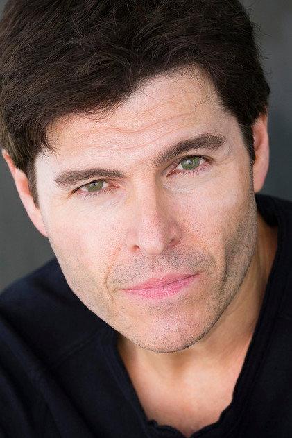 Tom Archdeacon - Actor Profile Photo