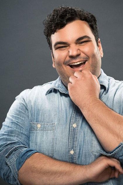 Ian Karmel - Actor Profile Photo