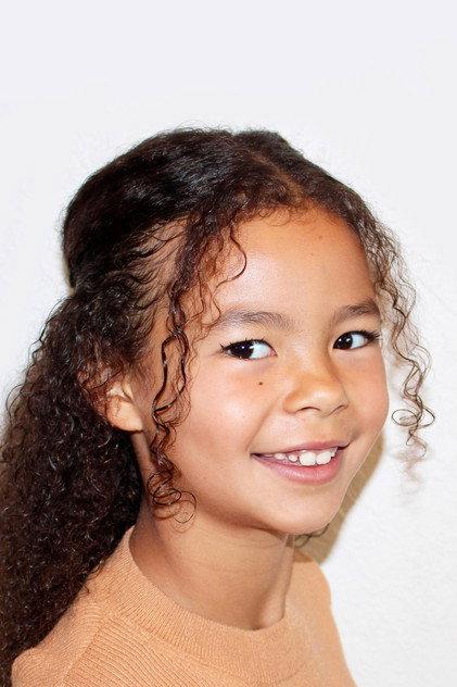 Ayla Alger - Actor Profile Photo