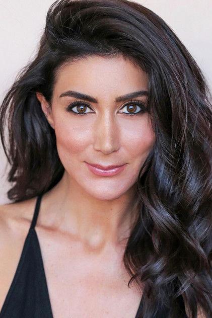 Rachael Markarian - Actor Profile Photo