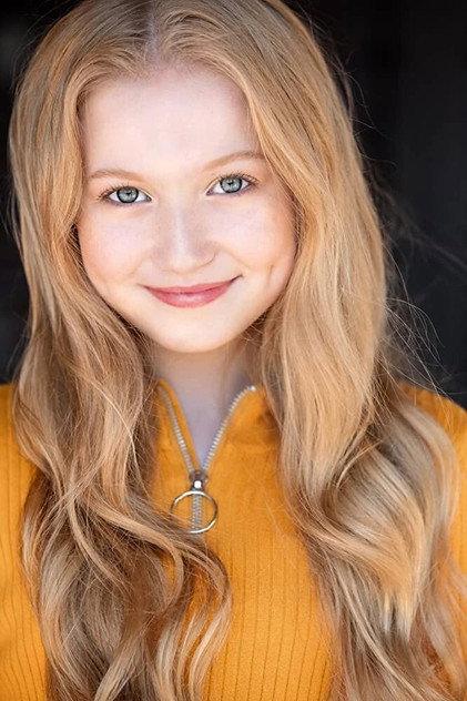 Abigail Zoe Lewis - Actor Profile Photo
