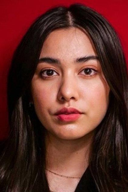 Lauren Young - Actor Profile Photo