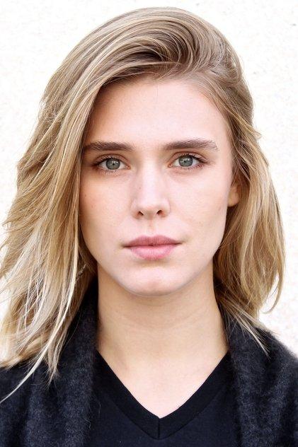 Gaia Weiss - Actor Profile Photo