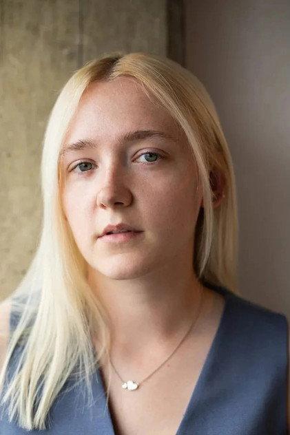 Eleanor Booth - Actor Profile Photo