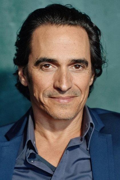 Diego Wallraff - Actor Profile Photo