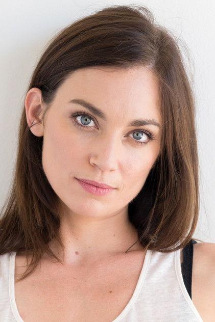 Carrie Finklea - Actor Profile Photo