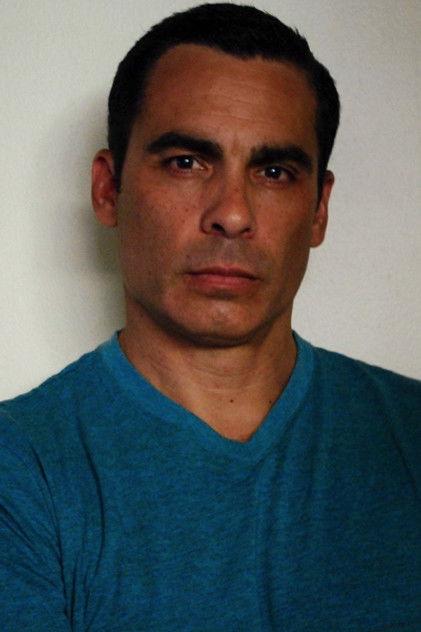 Daniel Arrias - Actor Profile Photo