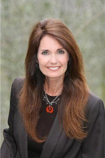 Beth Ruyak - Actor Profile Photo
