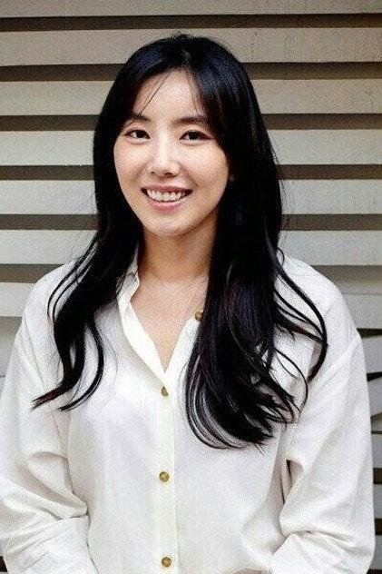 Park Ji-yeon - Actor Profile Photo