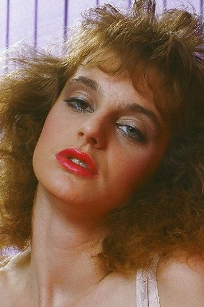 Busty Belle - Actor Profile Photo