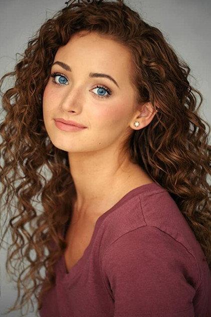 Caroline Portu - Actor Profile Photo