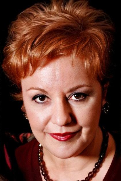 Zeliha Berksoy - Actor Profile Photo